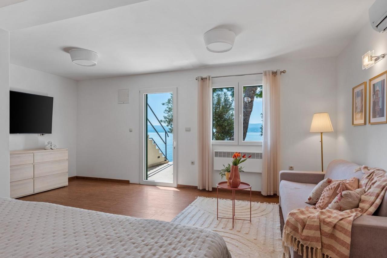 "Villa Del Mar" Beach Villa ミミツェ エクステリア 写真